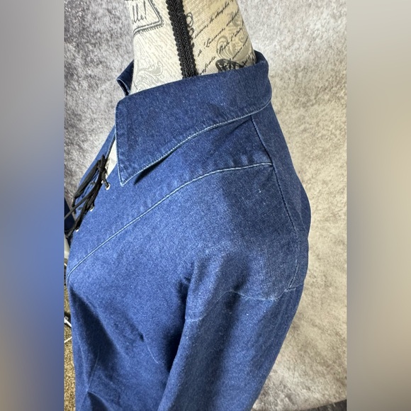 Reality USA Denim Casual Trendy Leather Lace-Up Top Size Large - Picture 10 of 12